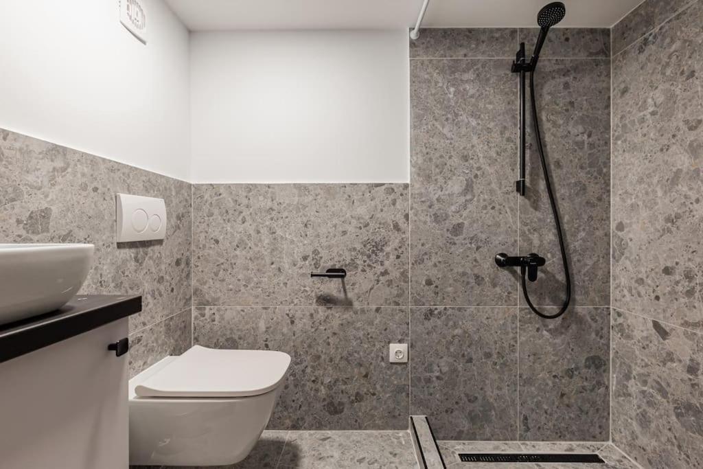 Nescaflat 3In1 Third Apartment بودابست المظهر الخارجي الصورة