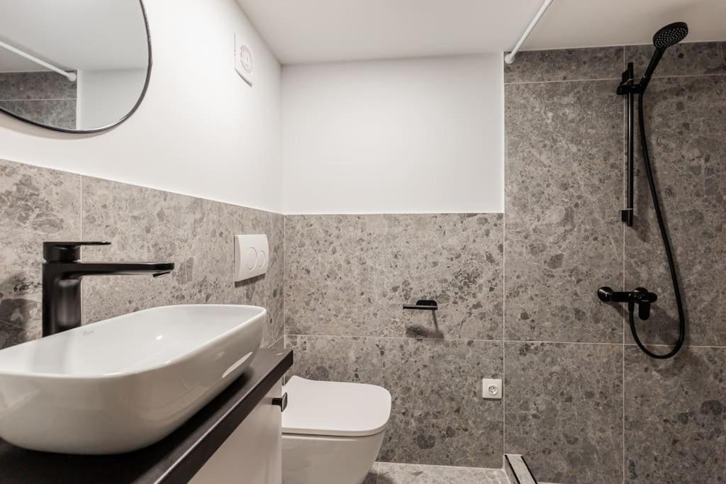 Nescaflat 3In1 Third Apartment بودابست المظهر الخارجي الصورة